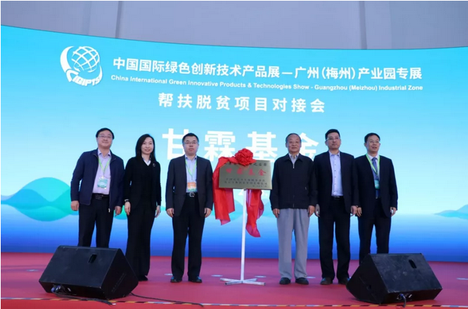 1543310456211274.png blob.png