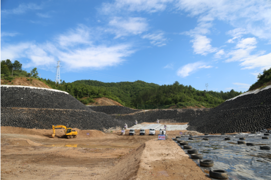 1544595919258815.png blob.png